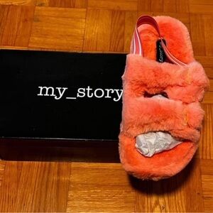 Womens Furry slippers